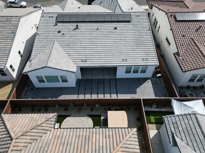 Karen Residence gallery photo 1